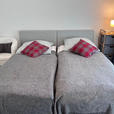 Rose No. 1 Apartment FDH Екстериор снимка